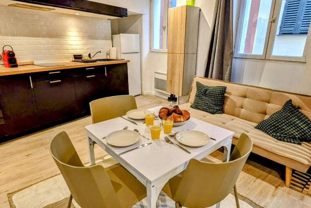 Le Studio Cosy, Centre Historique, Wifi, Neuf Γκρας Εξωτερικό φωτογραφία