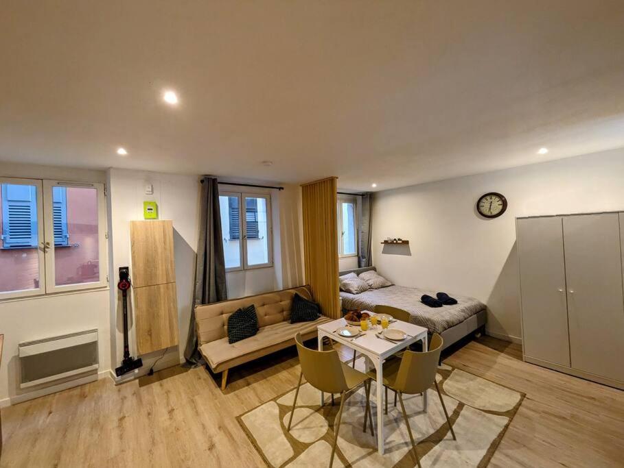 Le Studio Cosy, Centre Historique, Wifi, Neuf Γκρας Εξωτερικό φωτογραφία